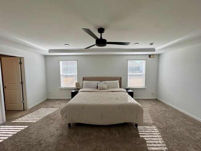 Building Photo - Beautiful 4BR/3BA Home in Parkside Crossing