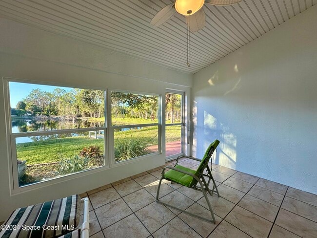 Building Photo - 2461 Stratford Pointe Dr