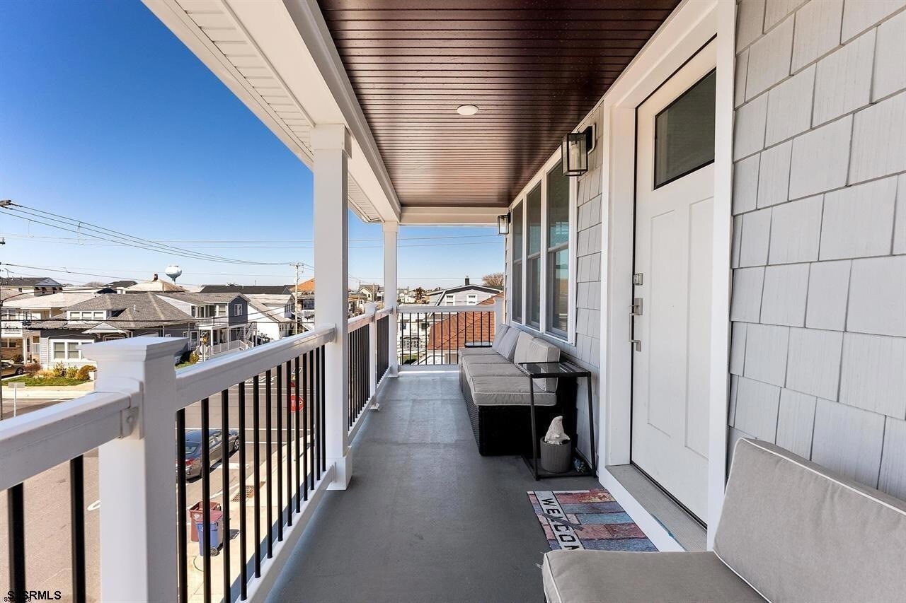 Building Photo - 21 N Wyoming Ave