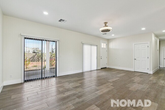 Building Photo - Brand New Charming 3BR House in Gilbert