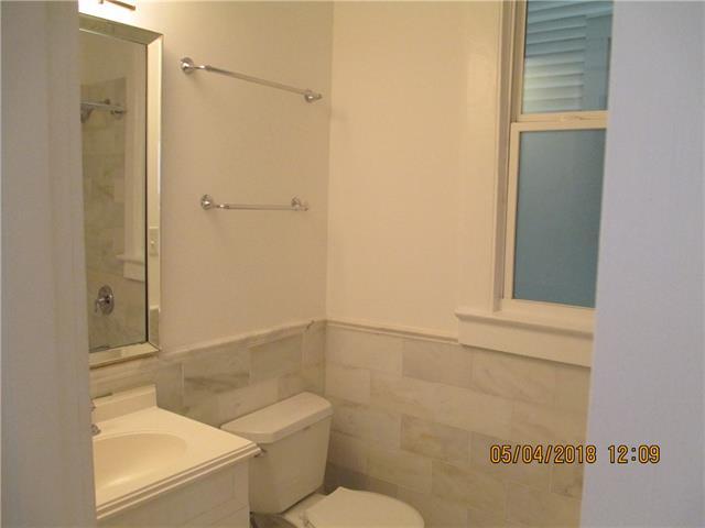 Building Photo - 7701 Jeannette St