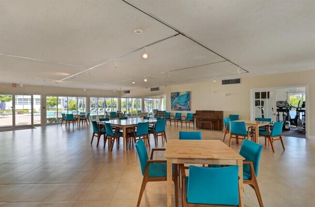 Building Photo - 1160 N Federal Hwy