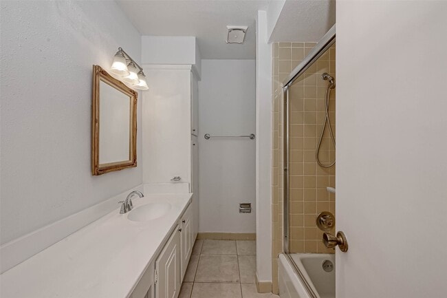 Building Photo - 14179 Misty Meadow Ln
