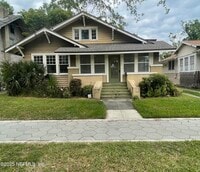 Building Photo - 2741 Oak St