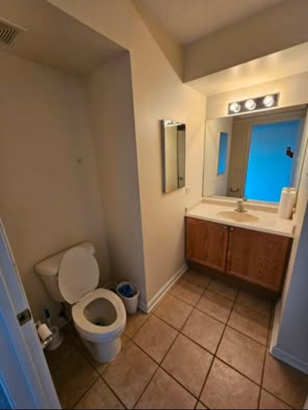 Building Photo - 655 Perrie Dr