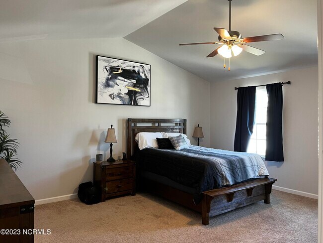 Building Photo - 314 Ginger Dr