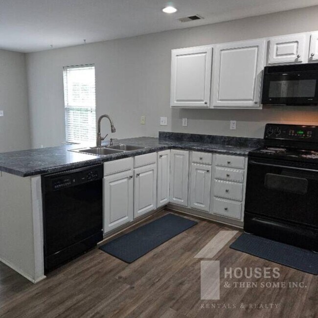 Building Photo - 20 Laurelhurst Ct