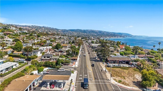 Building Photo - 1290 N Coast Hwy