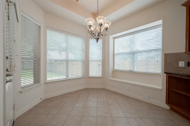 Building Photo - 14 Pomerelle Pl