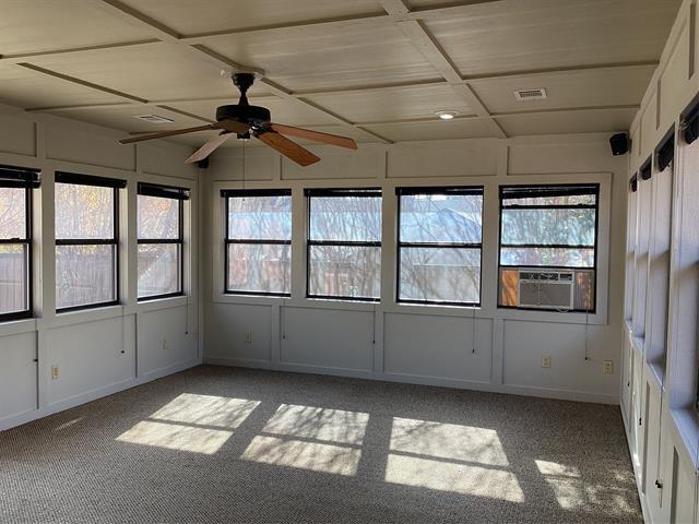 Building Photo - 2841 Southridge Dr