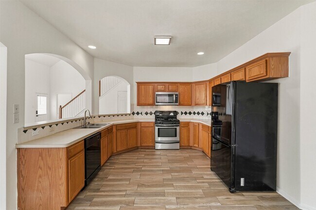 Building Photo - 9322 Eaglewood Glen Tr