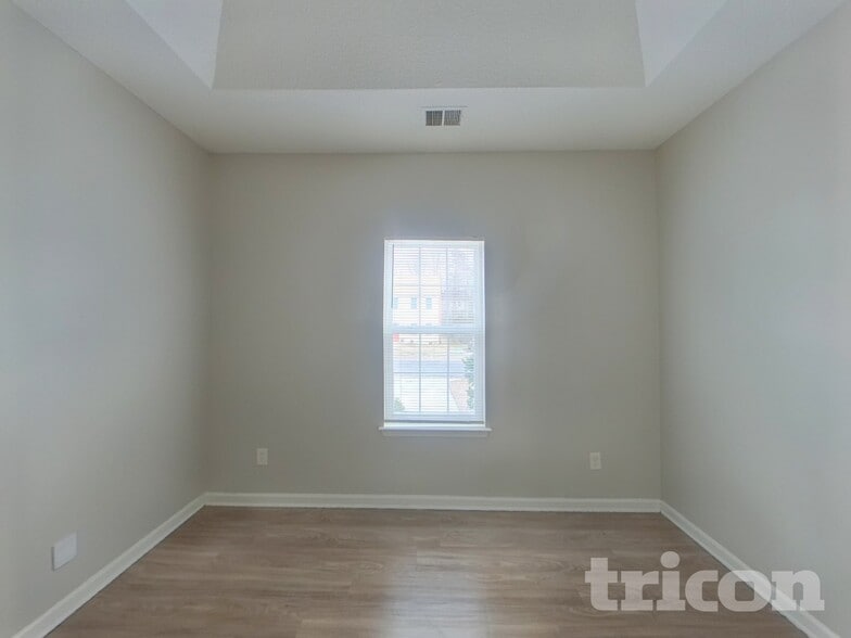 Building Photo - 1526 Jeffrey Bryan Dr