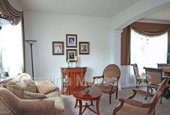 Building Photo - 108 Tagus Ct