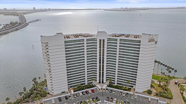 Building Photo - 888 Blvd of the Arts