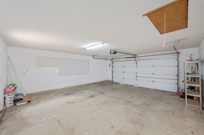 Building Photo - 6507 Flagler Dr