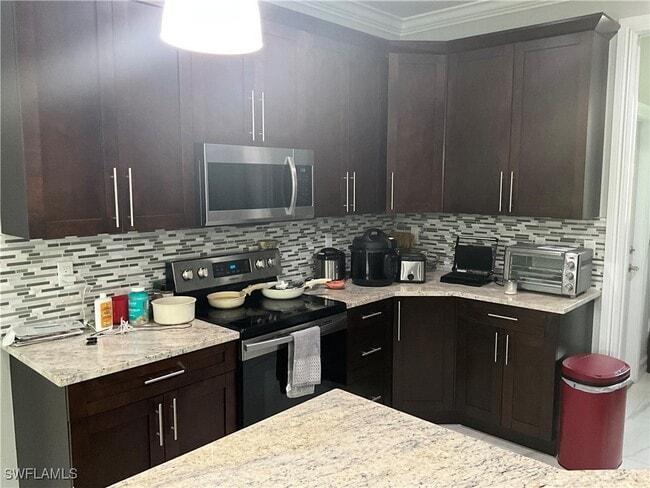 Building Photo - 4143 2nd Ave NE