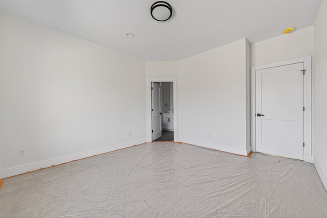 Building Photo - 12307 New Jordan Ln