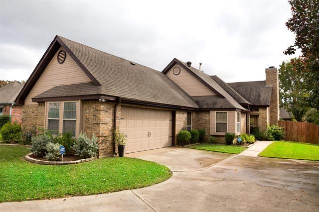 Building Photo - 200 Supreme Ct