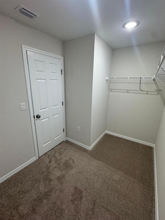 Building Photo - 1049 Foreshore Ln