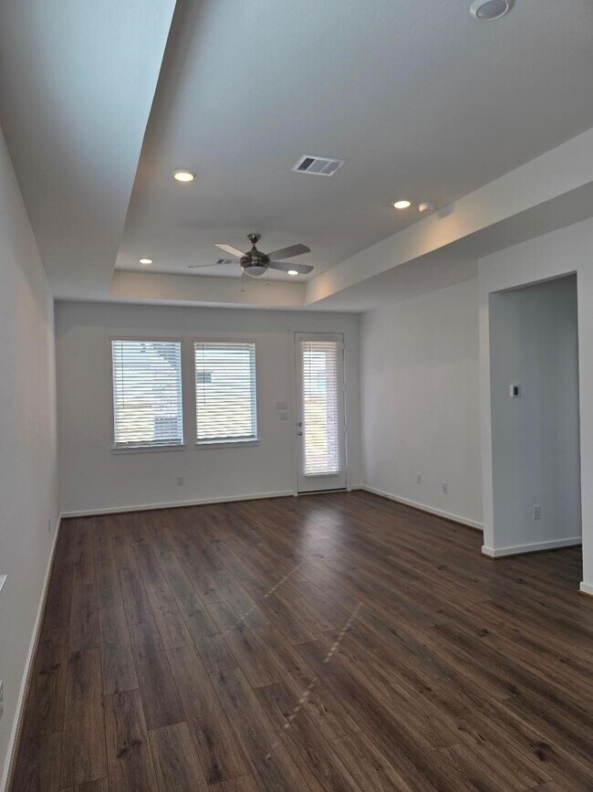 Building Photo - 18218 Hibiscus Crescent Ln