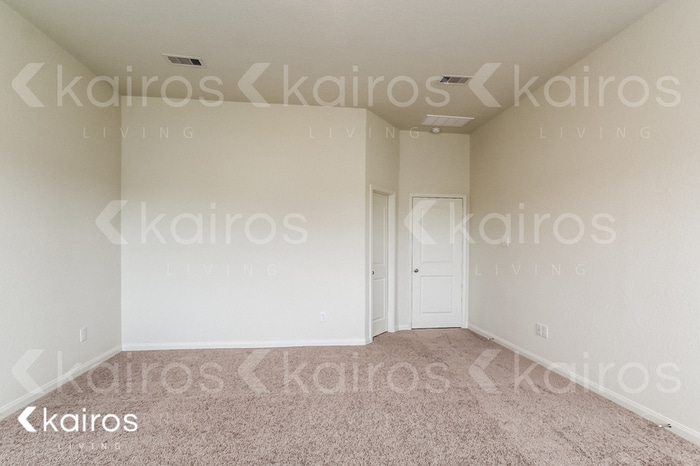 Building Photo - 8411 Hannah Rd