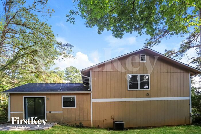 Building Photo - 3871 McGill Ln