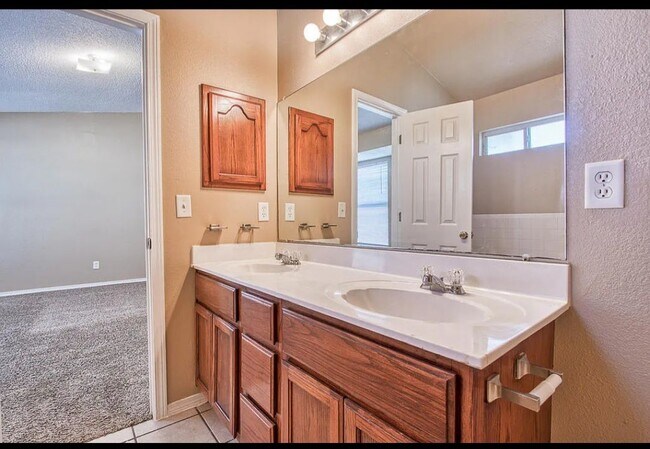 Building Photo - 14729 Cactus View Ct