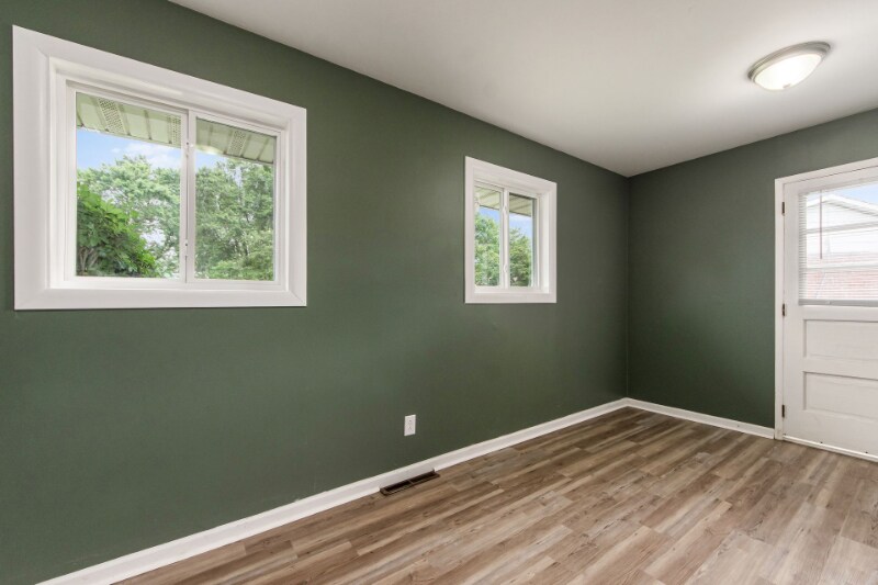 Building Photo - 5068 Tremaine Ct