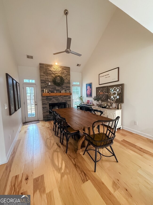 Building Photo - 109 Holly Springs Dr