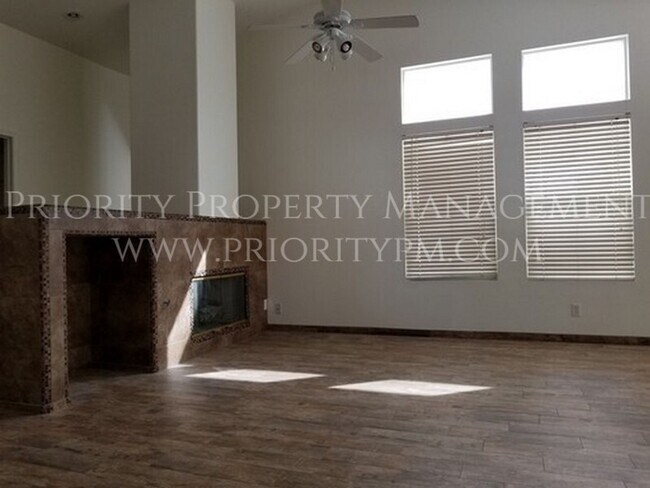 Building Photo - 5805 Briar Rose Ln