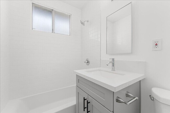 Building Photo - 7739 Laurel Canyon Blvd