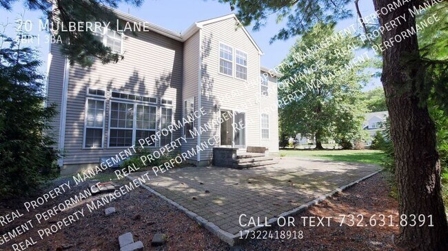 Building Photo - 20 Mulberry Ln