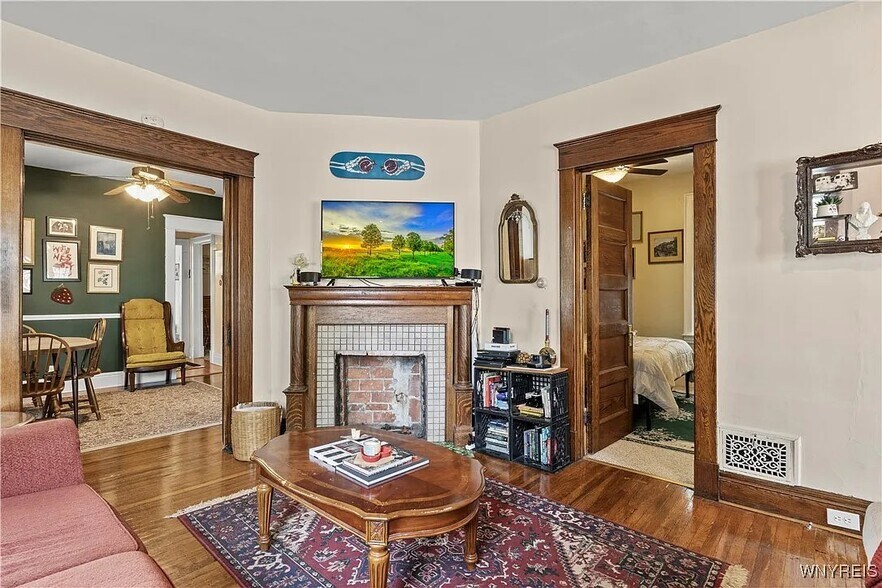 Building Photo - 343 Baynes St