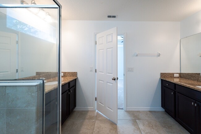 Building Photo - 14336 Orchard Hills Blvd