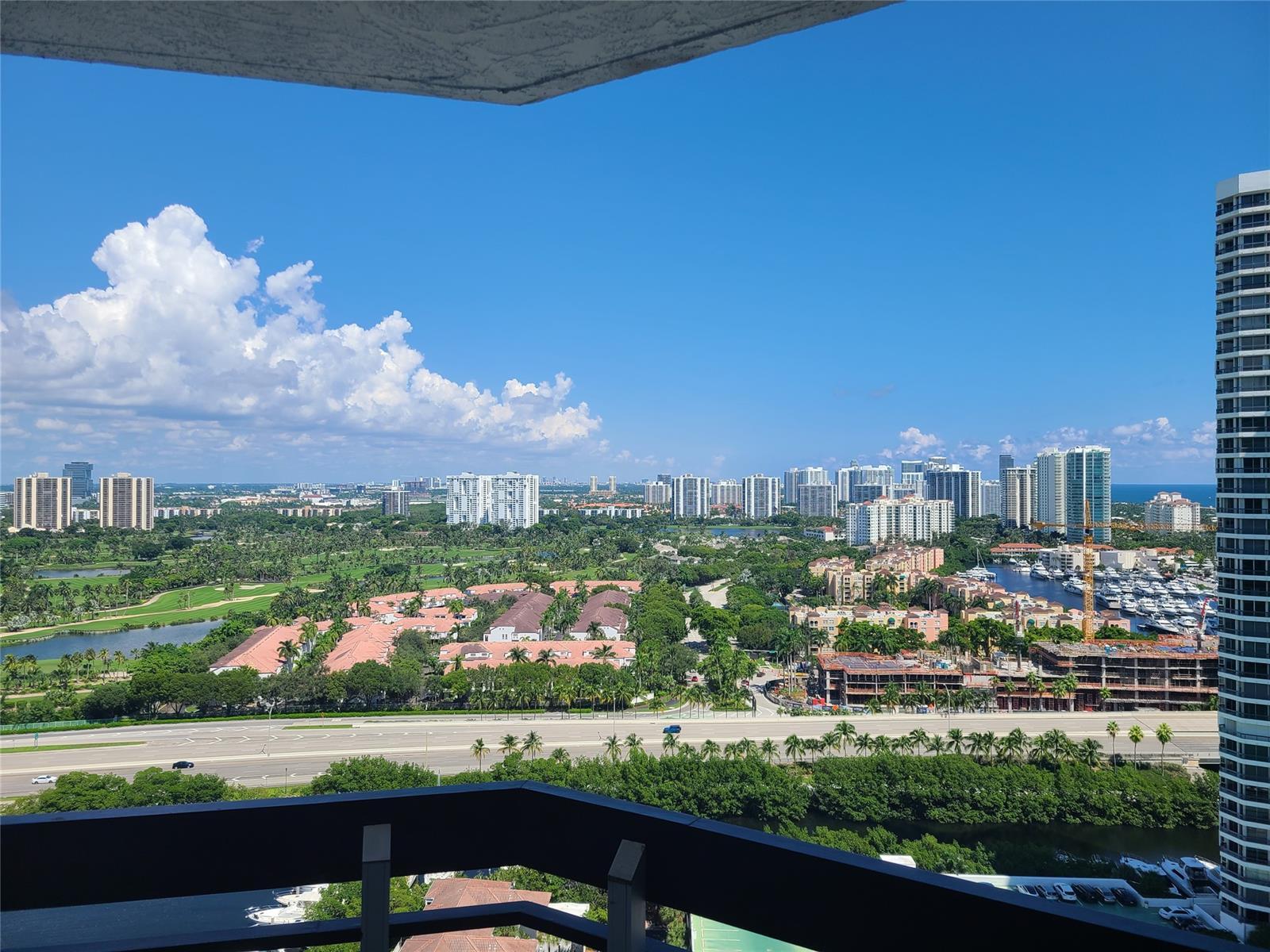 Building Photo - 3530 Mystic Pointe Dr