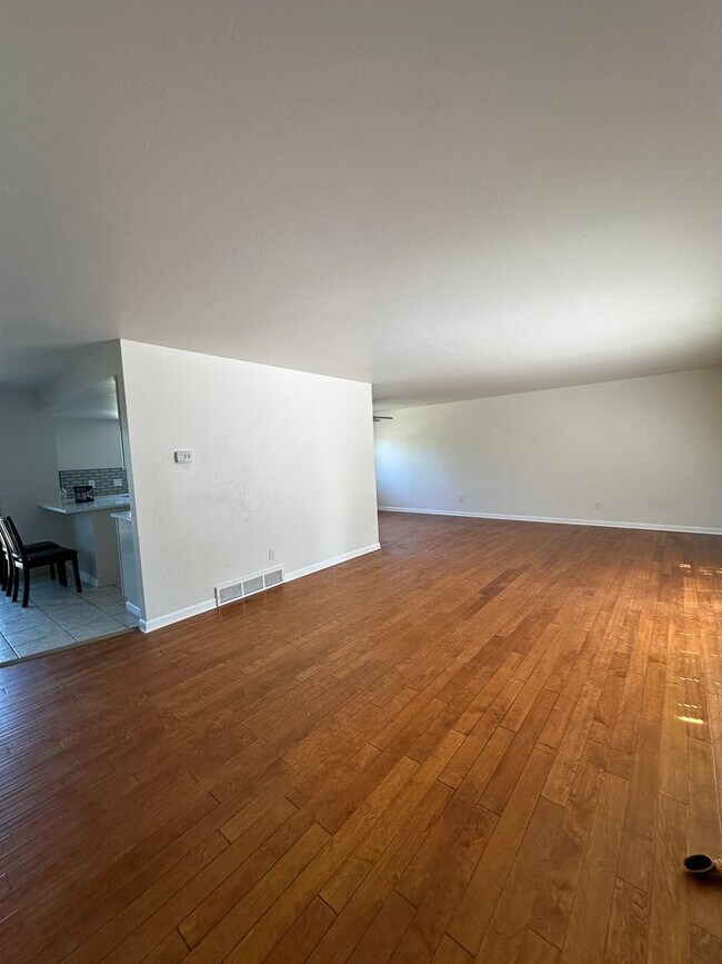 Building Photo - ---REMODEL---Single Family House in Arvada