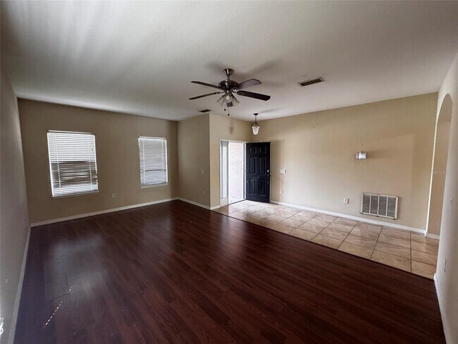 Building Photo - 3903 Skipper Ct