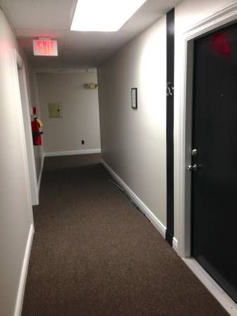 Building Photo - 91 Main St