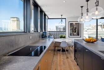 Building Photo - 124 15th Pl