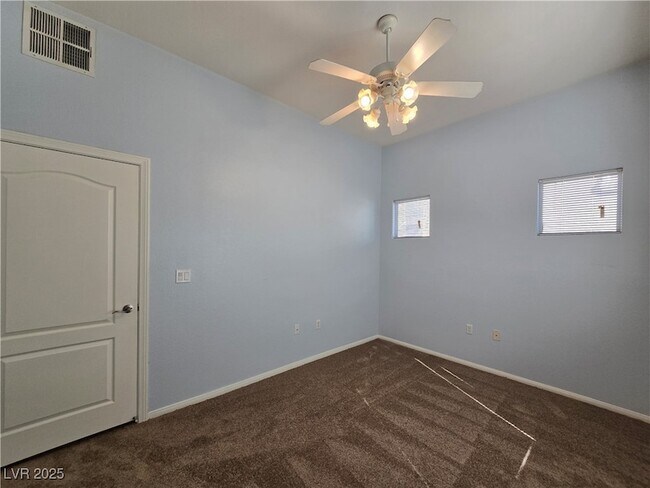 Building Photo - 3325 Cactus Shadow St