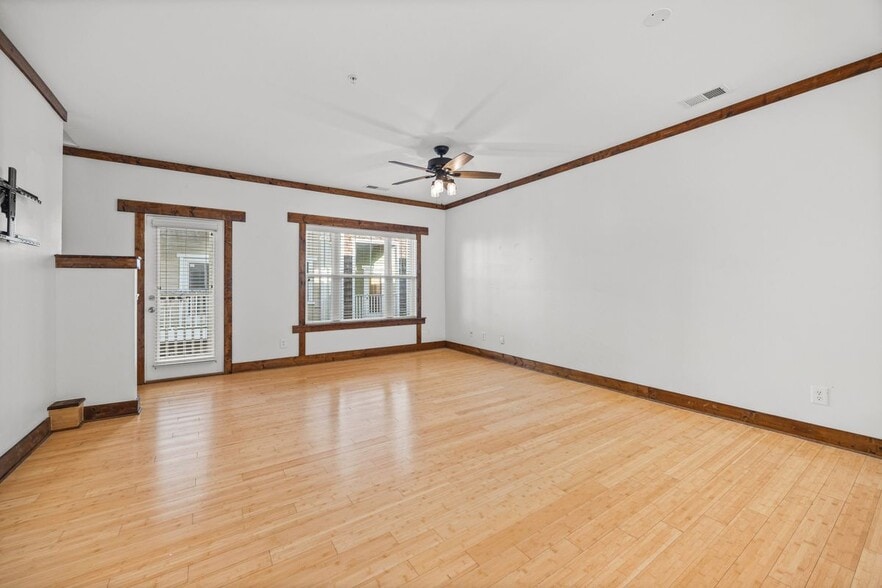 Building Photo - 1733 Matheson Ave