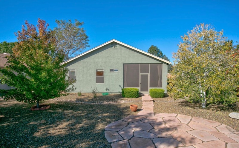 Building Photo - 6986 E Yellowglen Dr