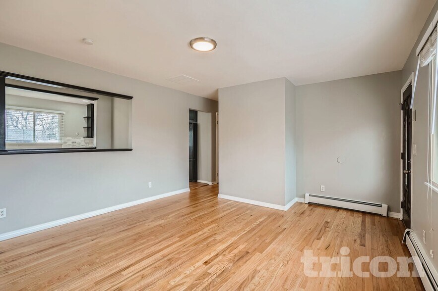 Building Photo - 4662 S Badger Ct