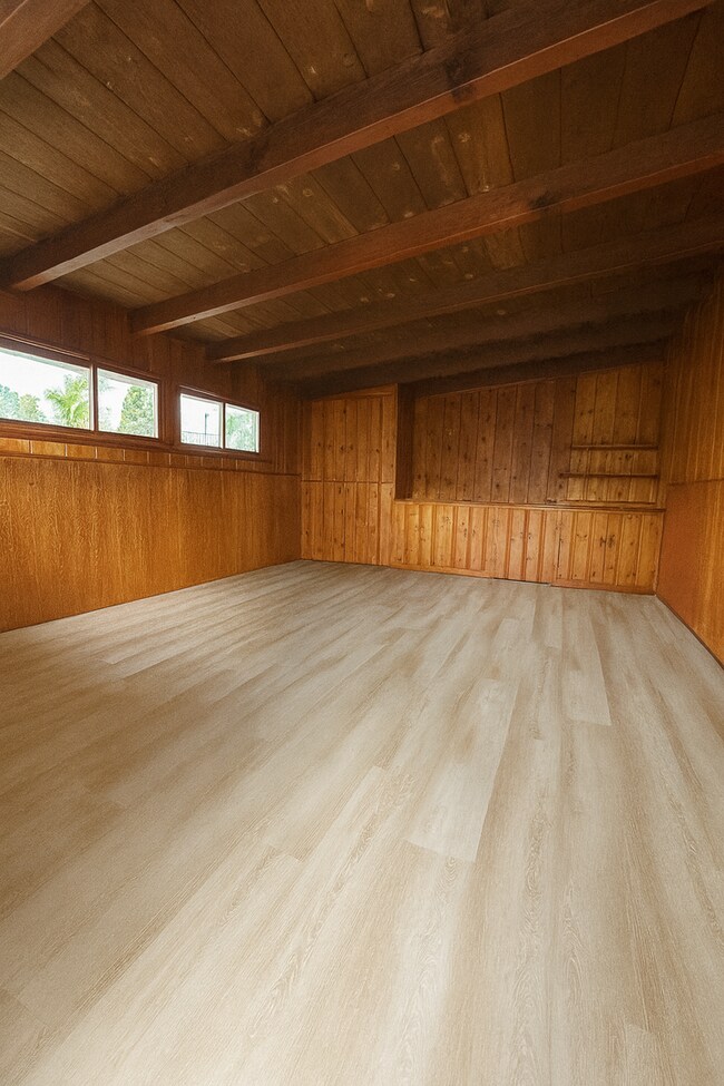 Building Photo - East Long Beach Home Available Now!!