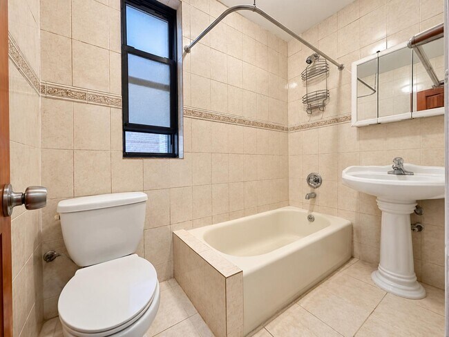 Floorplan - 30 Dongan Place