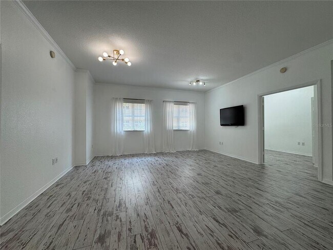 Building Photo - 1064 N Tamiami Trl