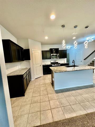 Building Photo - 16525 Portage St