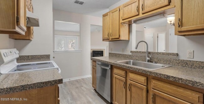 Building Photo - 10855 Rutherford Ct