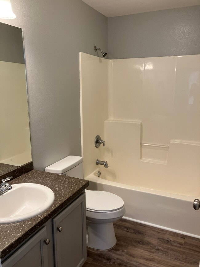 Building Photo - 113 Heyward Dr