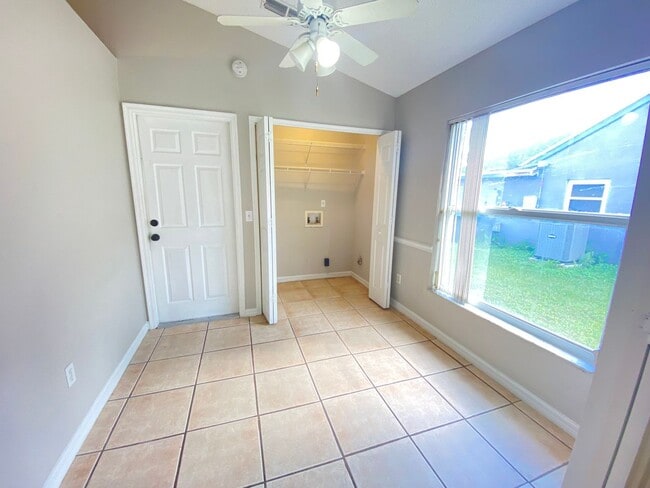 Building Photo - View this home today and Move in July 3rd!...